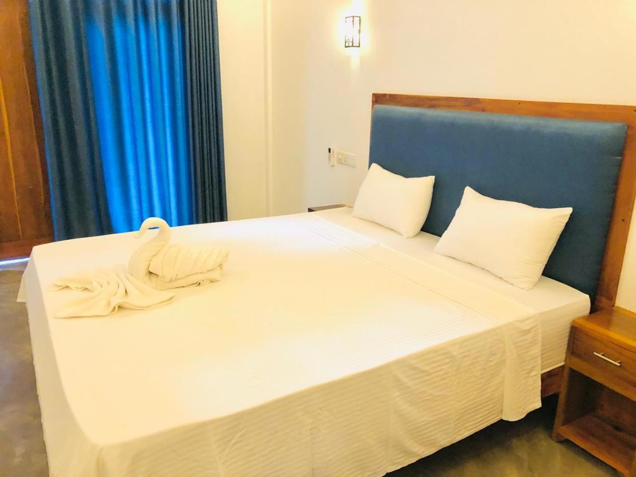 Surf Gangs Arugambay Hotel 3*