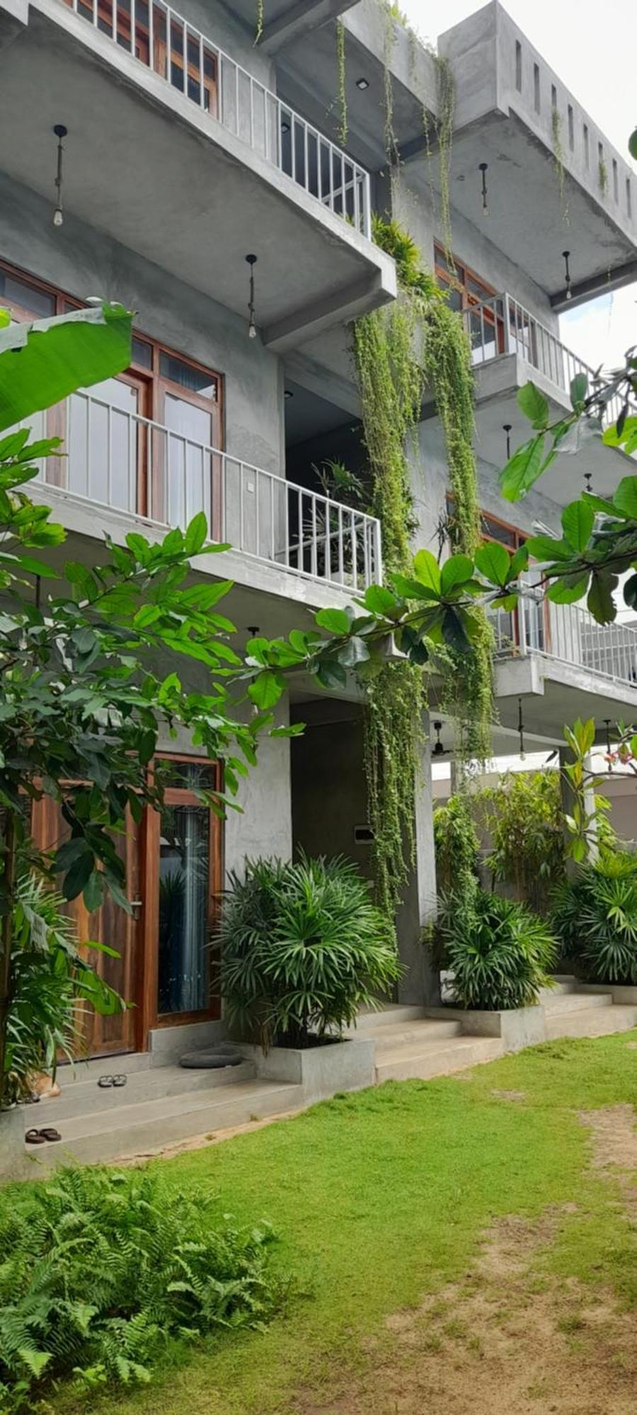 Surf Gangs Arugambay Hotel 3*